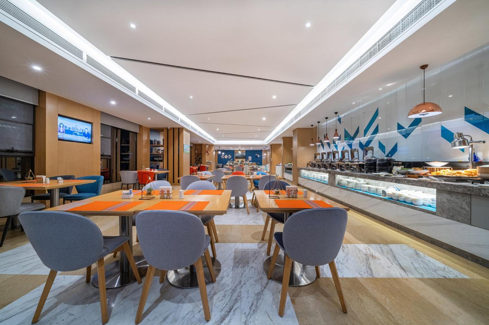 Holiday Inn Express Chengdu Tianhe By Ihg Pixian Bagian luar foto