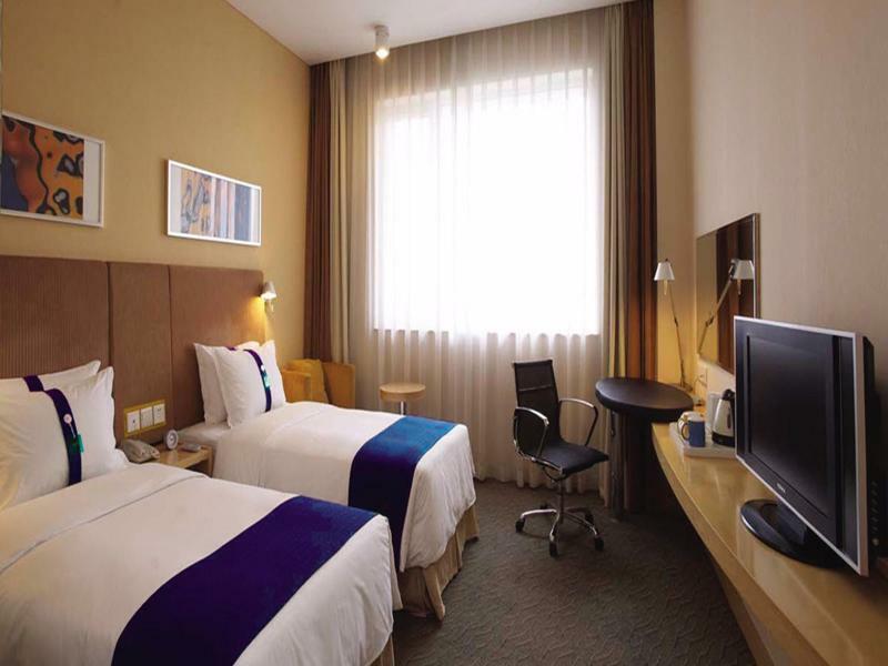 Holiday Inn Express Chengdu Tianhe By Ihg Pixian Bagian luar foto